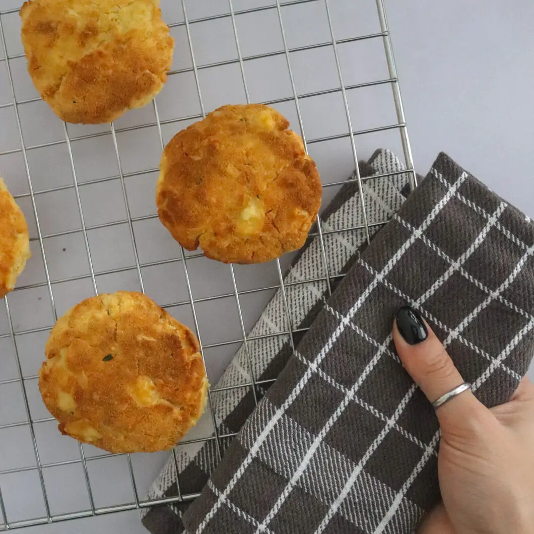 Kruidige kaaskoekjes